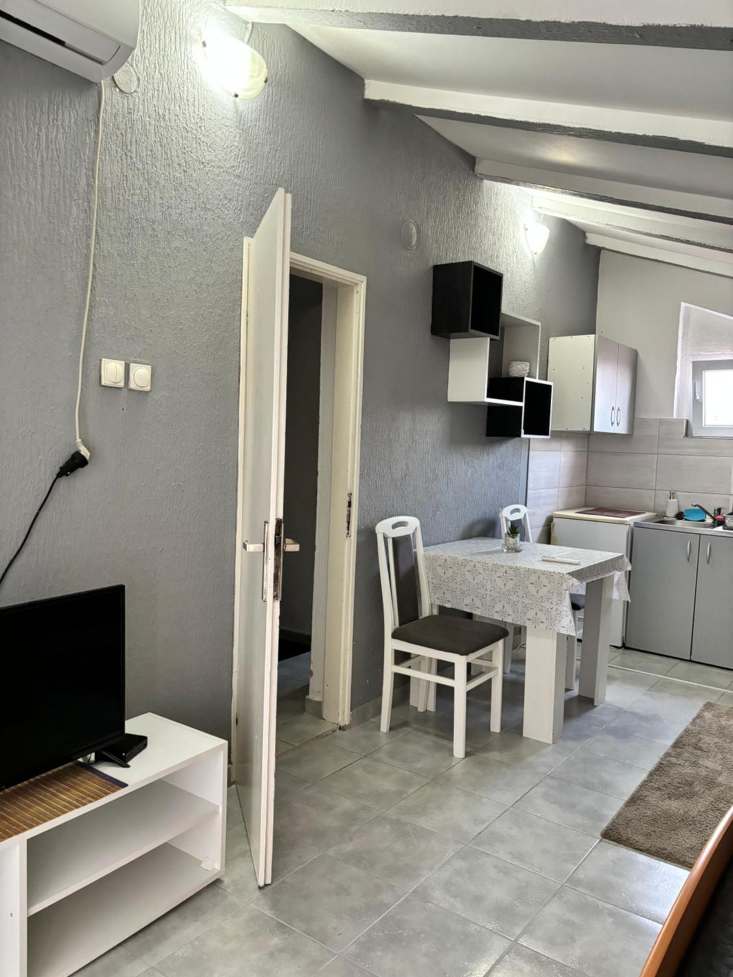 Apartman Sava Ni Eksteriør billede